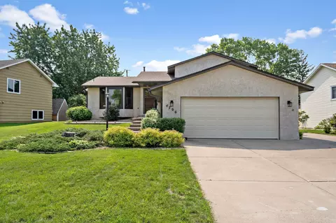 4796 Erickson Dr, New Hope, MN 55428