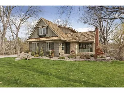 5717 Melody Ln, Edina, MN 55436