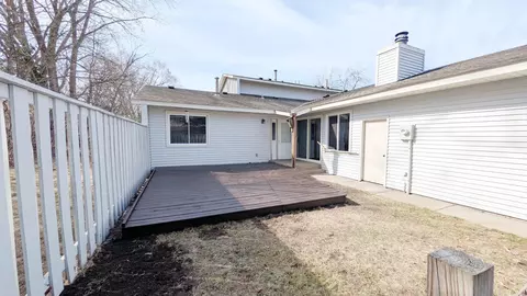 878 Monterey Dr, Shoreview, MN 55126