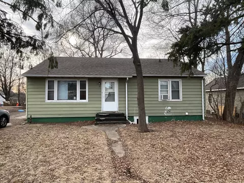 31 2nd Ave NW, Saint Joseph, MN 56374