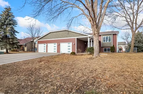 7116 90th Trl N, Brooklyn Park, MN 55445