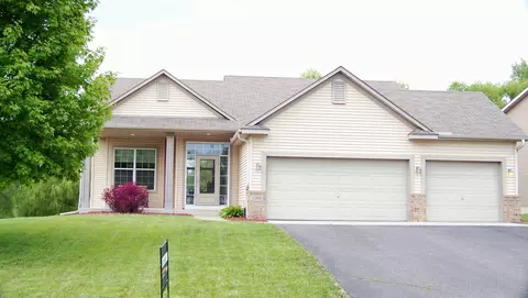 2316 Coldwater Xing, Mayer, MN 55360