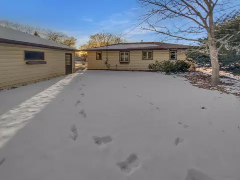 Exterior - 4248 Sandstone Dr, Eagan, MN 55122 photo 1 of 1