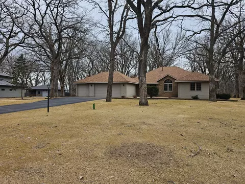 322 21st St N, Sartell, MN 56377