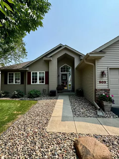 503 Grindstone Ln, Dundas, MN 55019
