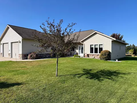 Exterior - 1015 7th Ave NE, Perham, MN 56573 photo 3 of 15