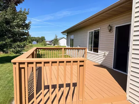 Exterior - 1015 7th Ave NE, Perham, MN 56573 photo 7 of 15