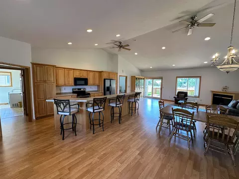 Kitchen - 1015 7th Ave NE, Perham, MN 56573 photo 2 of 6