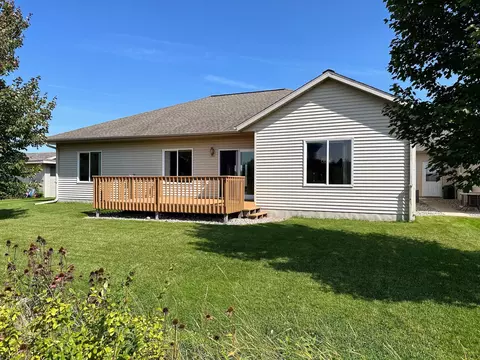 Exterior - 1015 7th Ave NE, Perham, MN 56573 photo 5 of 15
