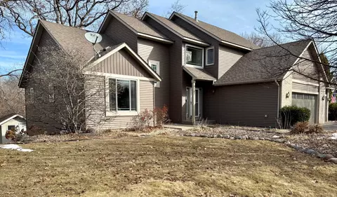 8187 Boulder Ridge Rd, Woodbury, MN 55125
