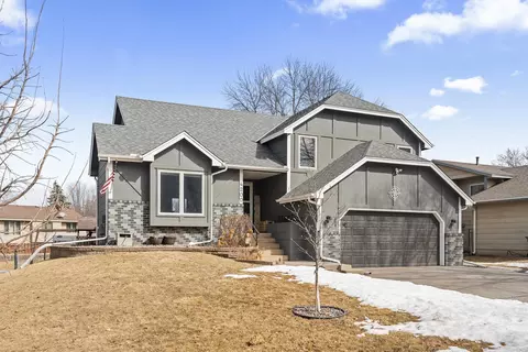 4200 W 131st St, Savage, MN 55378