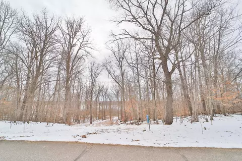 49601 Thunderbird Dr, Staples, MN 56479