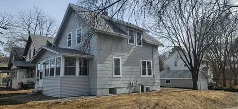 624 University Dr S, Saint Cloud, MN 56301