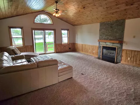 366 E River Dr, Park Rapids, MN 56470 photo 9