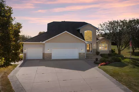 10134 208th Ave NW, Elk River, MN 55330