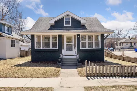 1696 W James Ave, Saint Paul, MN 55105