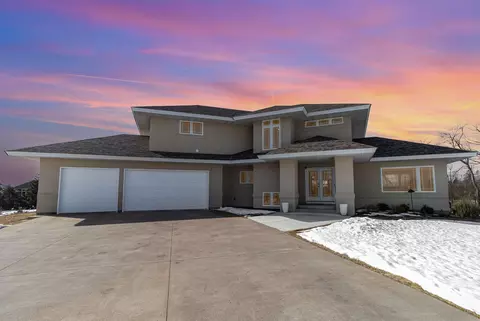 4118 Kirkwood Ln N, Lake Elmo, MN 55042