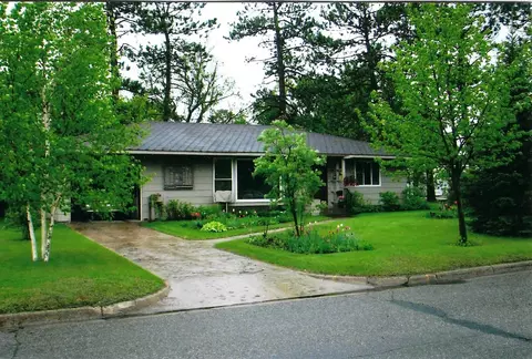 108 26th St NE, Bemidji, MN 56601