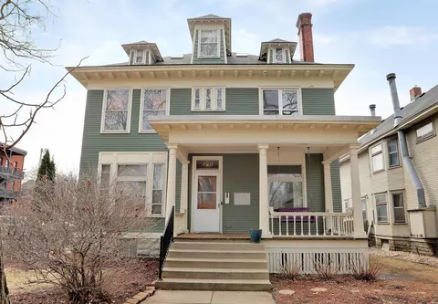 460 Marshall Ave #D, Saint Paul, MN 55102