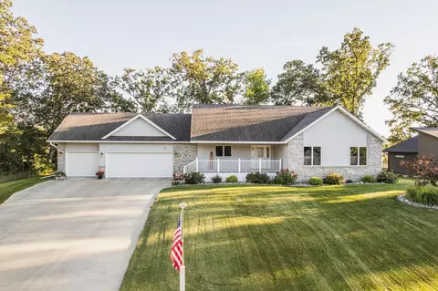 1889 Aspen Dr, Detroit Lakes, MN 56501