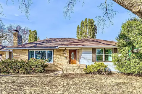 1691 Rose Ave E, Saint Paul, MN 55106