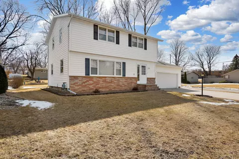 1302 Foothill Blvd, Albert Lea, MN 56007