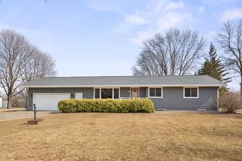 1325 Jefferson St SE, Hutchinson, MN 55350
