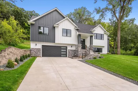 1518 Burg Ave, Saint Paul, MN 55119