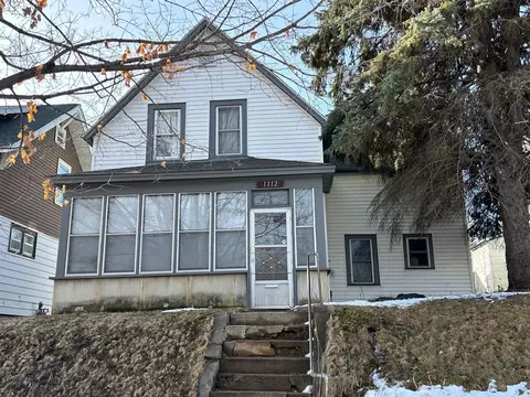 1112 Euclid St, Saint Paul, MN 55106