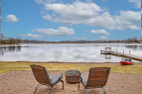 12877 Homestead Dr, White Bear Lake, MN 55110