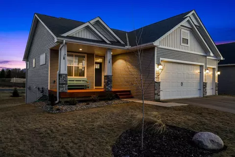 17929 Prairie Way SE, Prior Lake, MN 55372