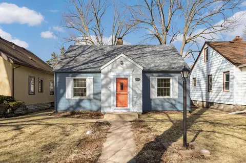 2926 Cleveland St NE, Minneapolis, MN 55418
