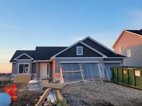 530 Winkler Trl N, Cologne, MN 55322