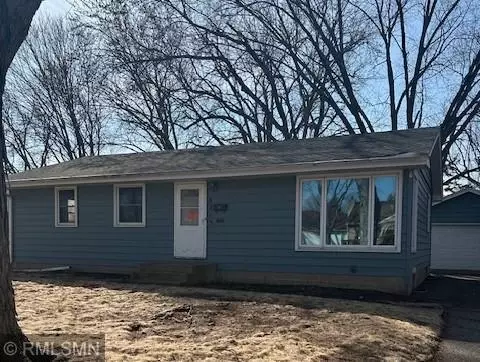 8215 32nd Pl N, Crystal, MN 55427