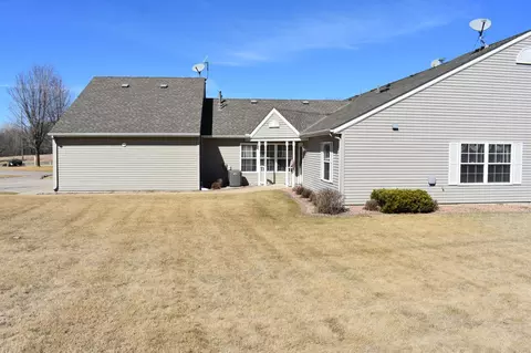 1502 Highview Trl #3, Albert Lea, MN 56007