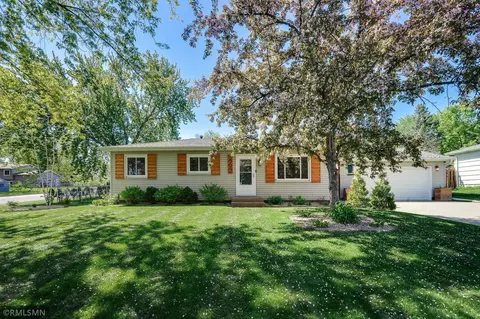 3992 77th St E, Inver Grove Heights, MN 55076