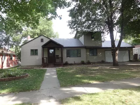 515 1st Ave SE, Glenwood, MN 56334