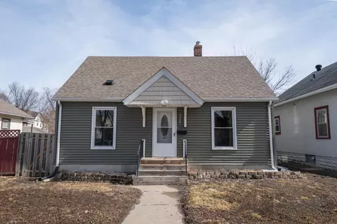 3238 Irving Ave N, Minneapolis, MN 55412