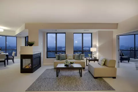 100 3rd Ave S #1802, Minneapolis, MN 55401