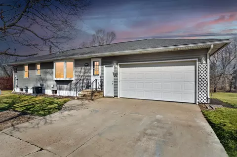 1203 4th Ave SE, Austin, MN 55912