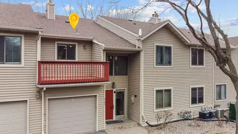 6101 Courtly Alcove #E, Woodbury, MN 55125