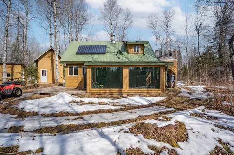 1498 Knife River Rd W, Two Harbors, MN 55616