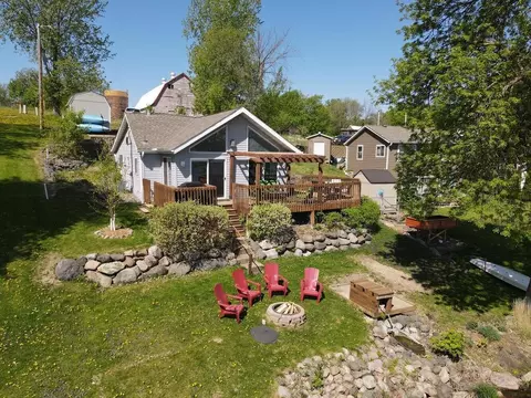 43485 Crown Dr, Harris, MN 55032