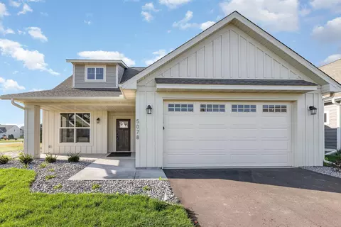 5078 Dale Ridge Rd, Woodbury, MN 55129