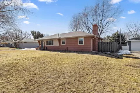 8030 Thomas Ave S, Bloomington, MN 55431