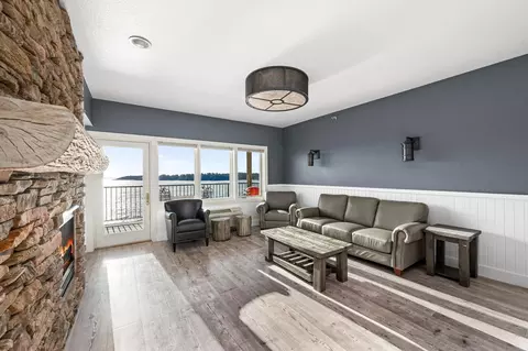 1412 Apt 3-308a Burlington Rd #3-307A, Two Harbors, MN 55616