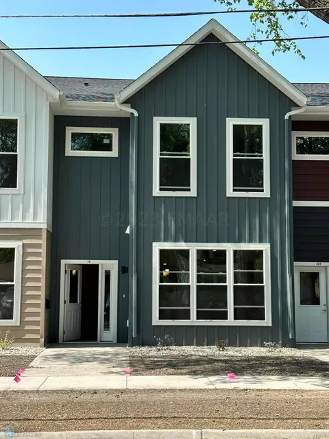 1112 12 St N #102, Fargo, ND 58102