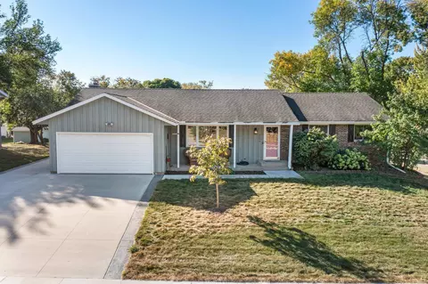 6684 133rd St W, Apple Valley, MN 55124