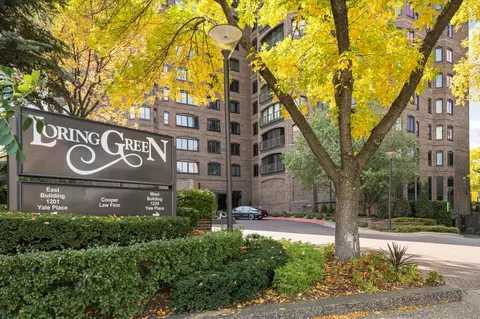 1201 Yale Pl #1001, Minneapolis, MN 55403