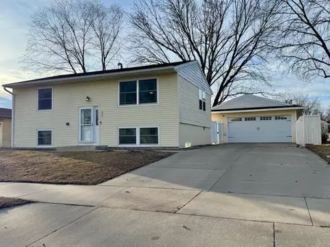 948 17th St SE, Rochester, MN 55904